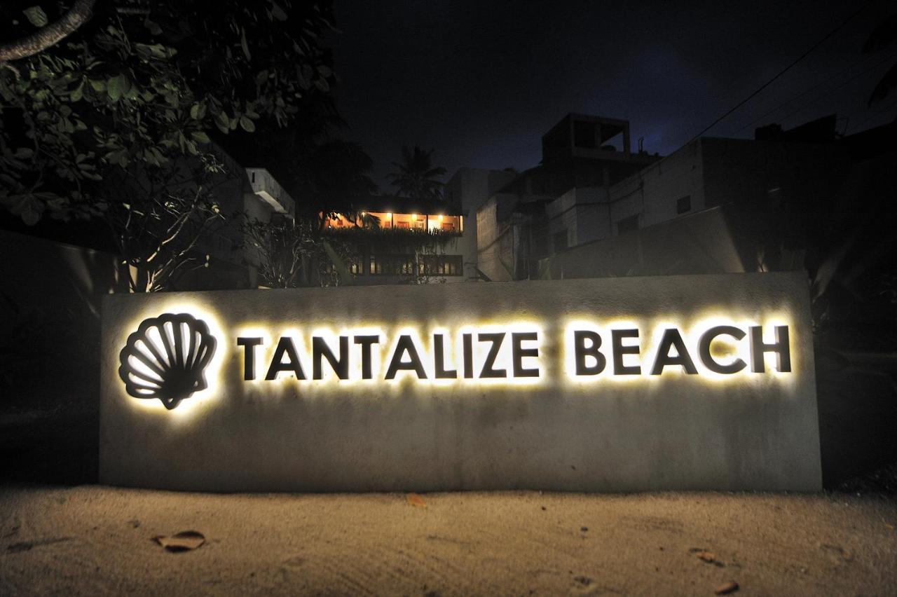 Tantalize Beach Hikkaduwa Exteriör bild